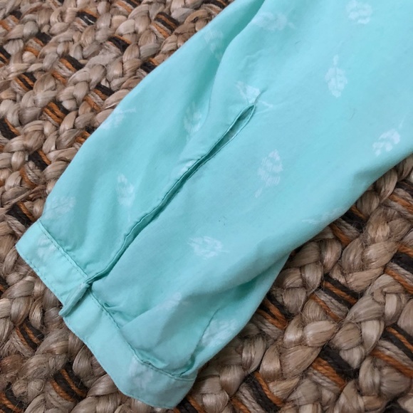 American eagle outfitters w see-thru back - Picture 2 of 4